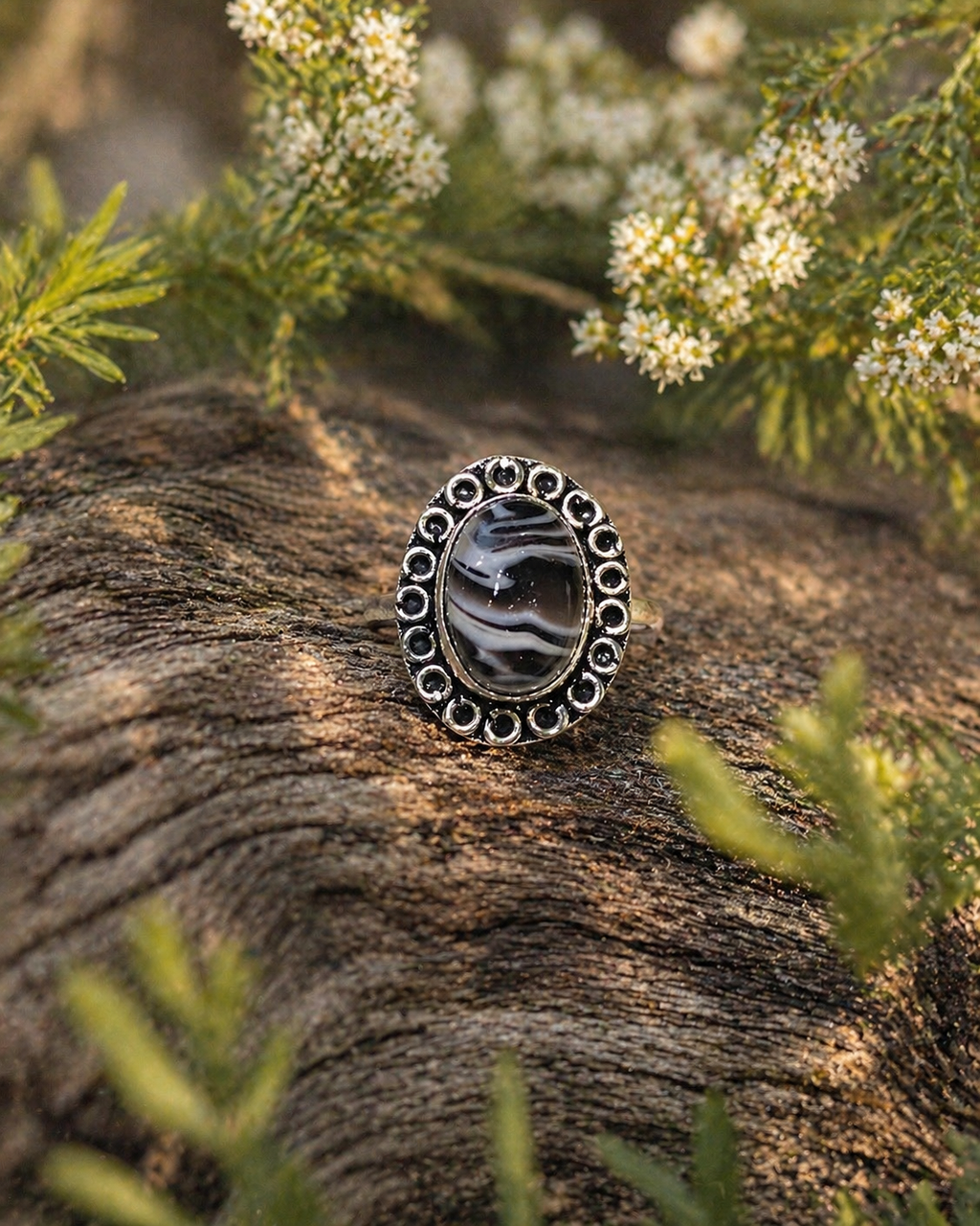 BLACK BANDED AGATE & STERLING SILVER RING