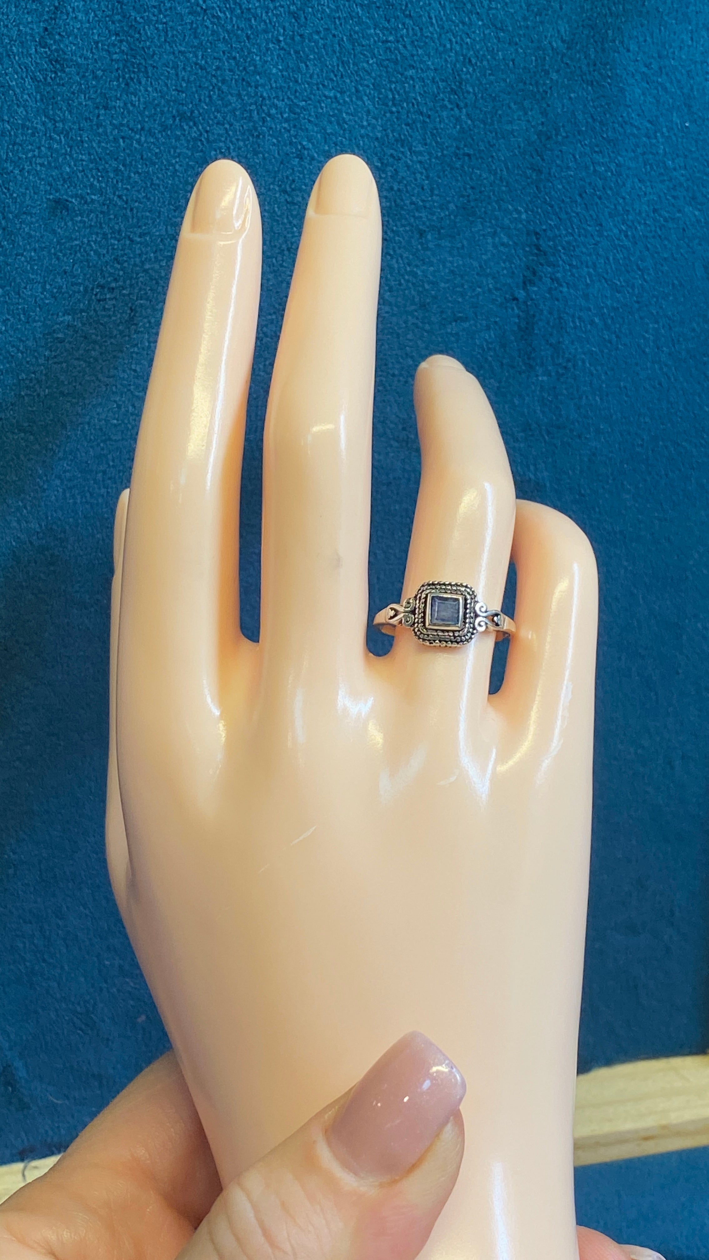Moonlit Elegance – Rainbow Moonstone Ring