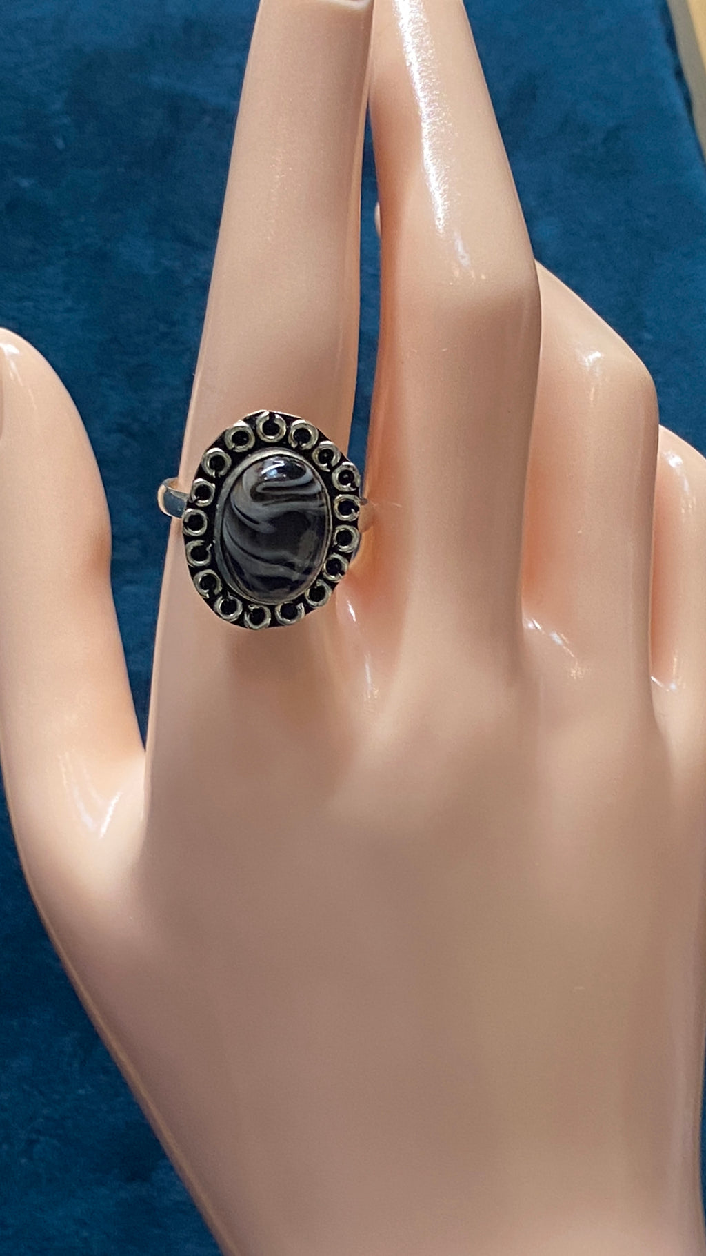 BLACK BANDED AGATE & STERLING SILVER RING