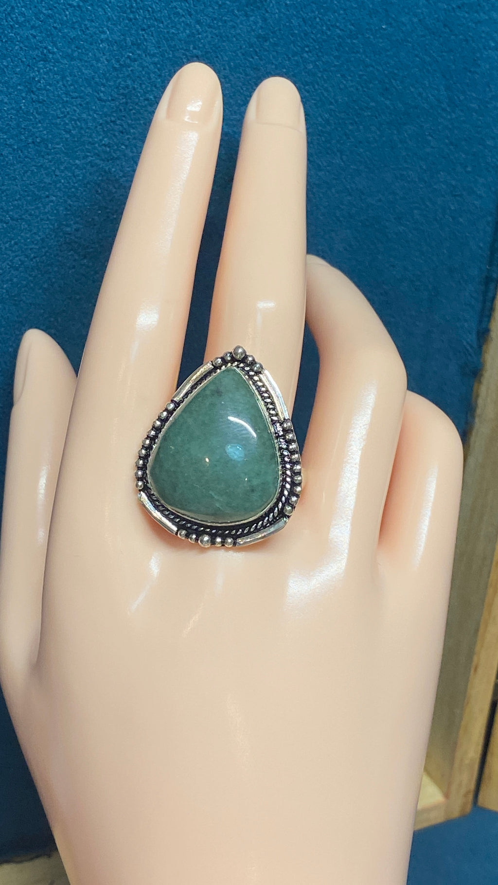 GREEN AVENTURINE TEARDROP RING