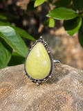 ✨ Lemon Chrysoprase Statement Ring ✨size 9
